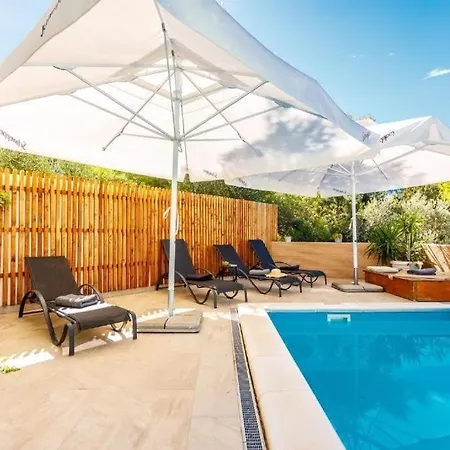 Family Friendly House With A Swimming Pool Milna, Brac - 24609 * Milna (Brac)