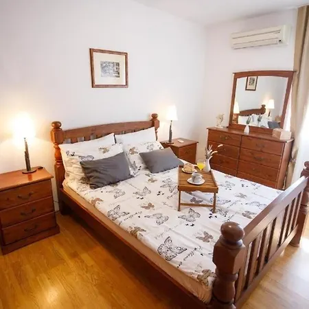 Family Friendly House With A Swimming Pool Milna, Brac - 24609
